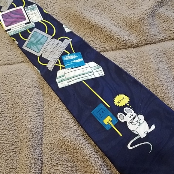 3 Computer themed ties - Picture 5 of 6